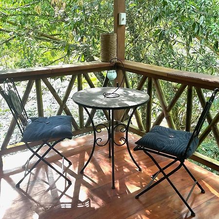 Caoni Riverside Lodge Пуерто Кито Екстериор снимка