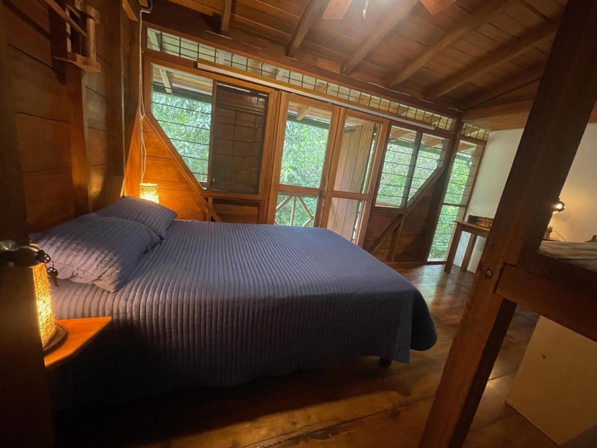 Caoni Riverside Lodge Пуерто Кито Екстериор снимка