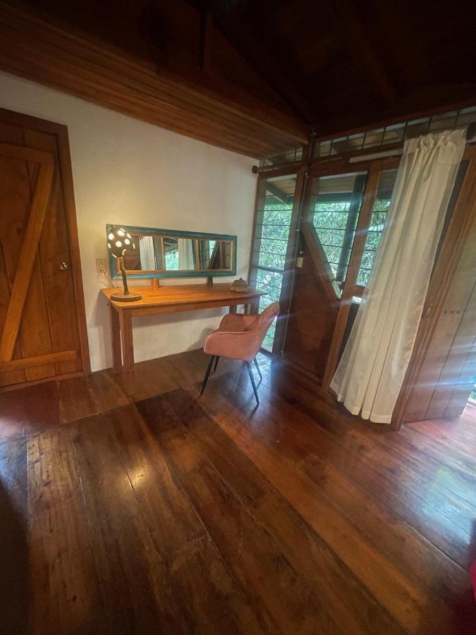 Caoni Riverside Lodge Пуерто Кито Екстериор снимка